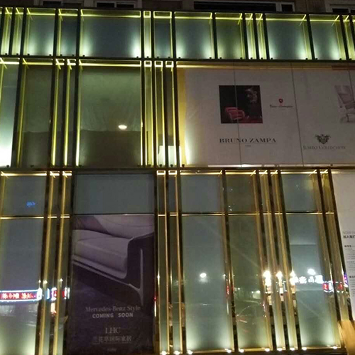 成都蘭花草外裝草莓短视频下载